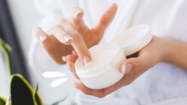 کرم‌ها و پمادهای موضعی برای درد زانو